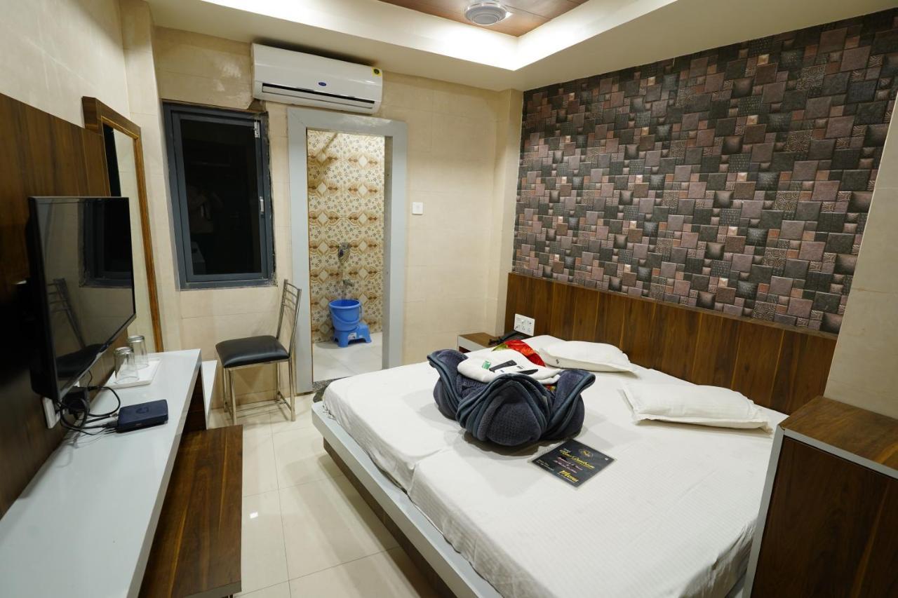 Hotel New Sundaram 150 Mtrs From Dargah Ádzsmir Kültér fotó