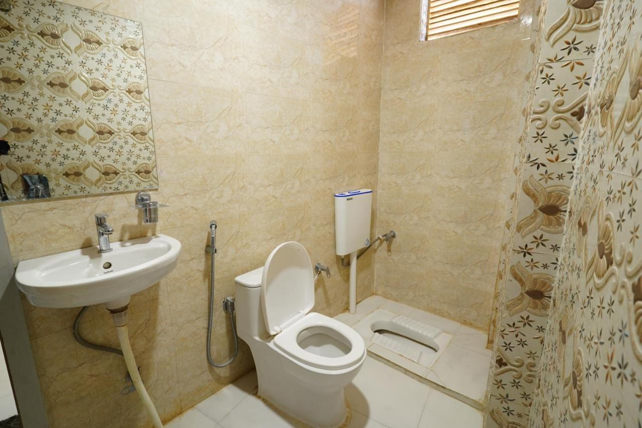 Hotel New Sundaram 150 Mtrs From Dargah Ádzsmir Kültér fotó