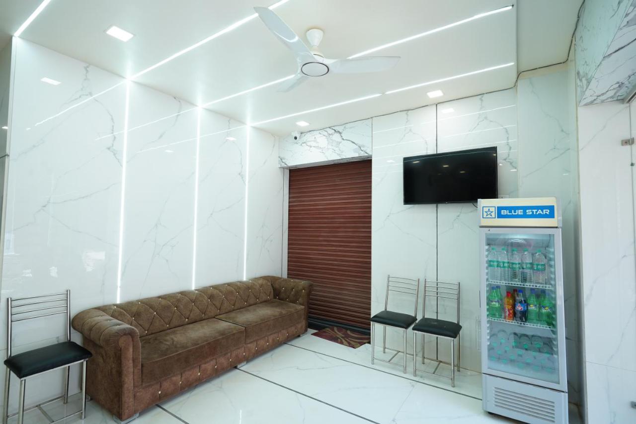 Hotel New Sundaram 150 Mtrs From Dargah Ádzsmir Kültér fotó