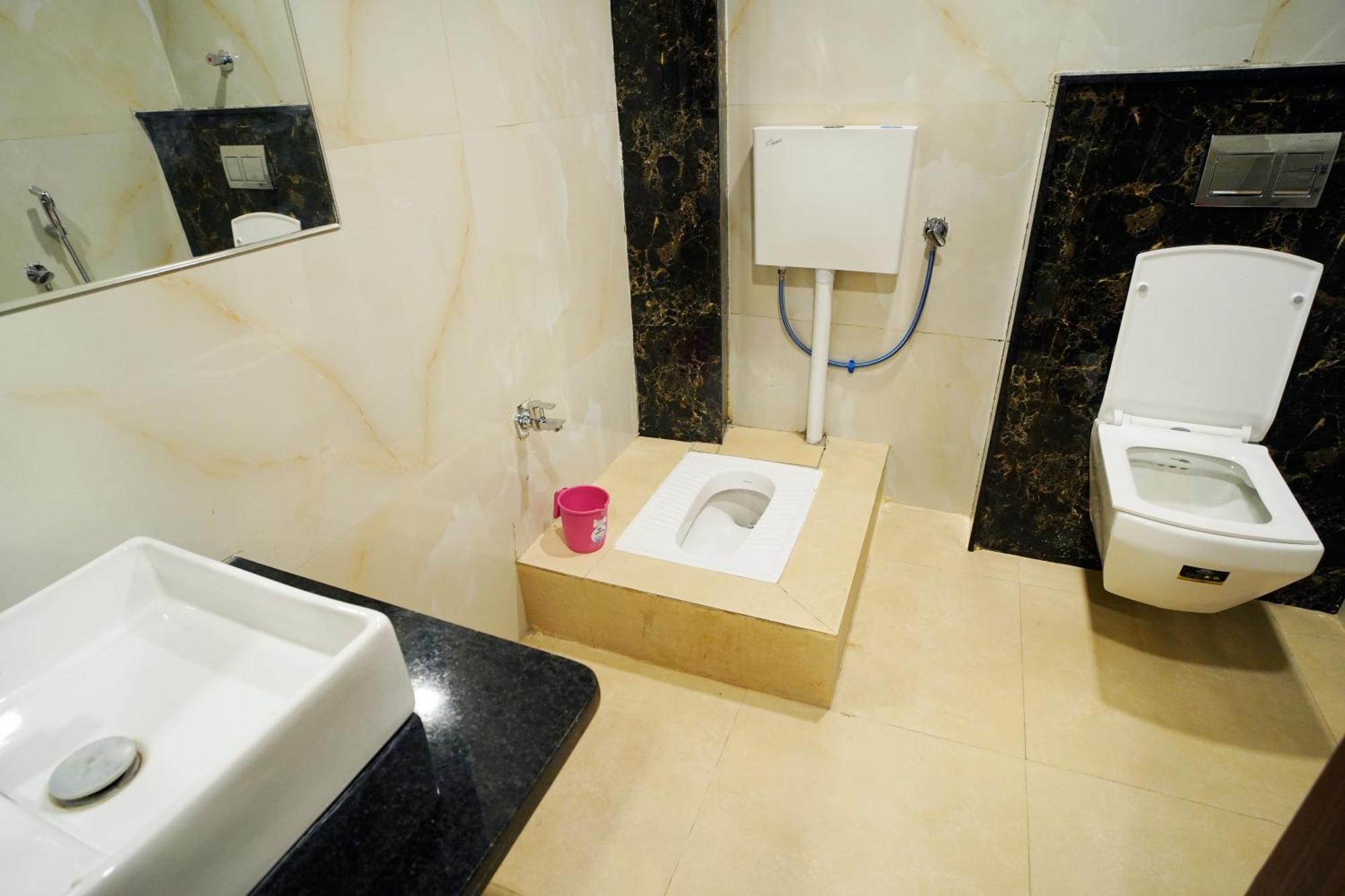 Hotel New Sundaram 150 Mtrs From Dargah Ádzsmir Kültér fotó
