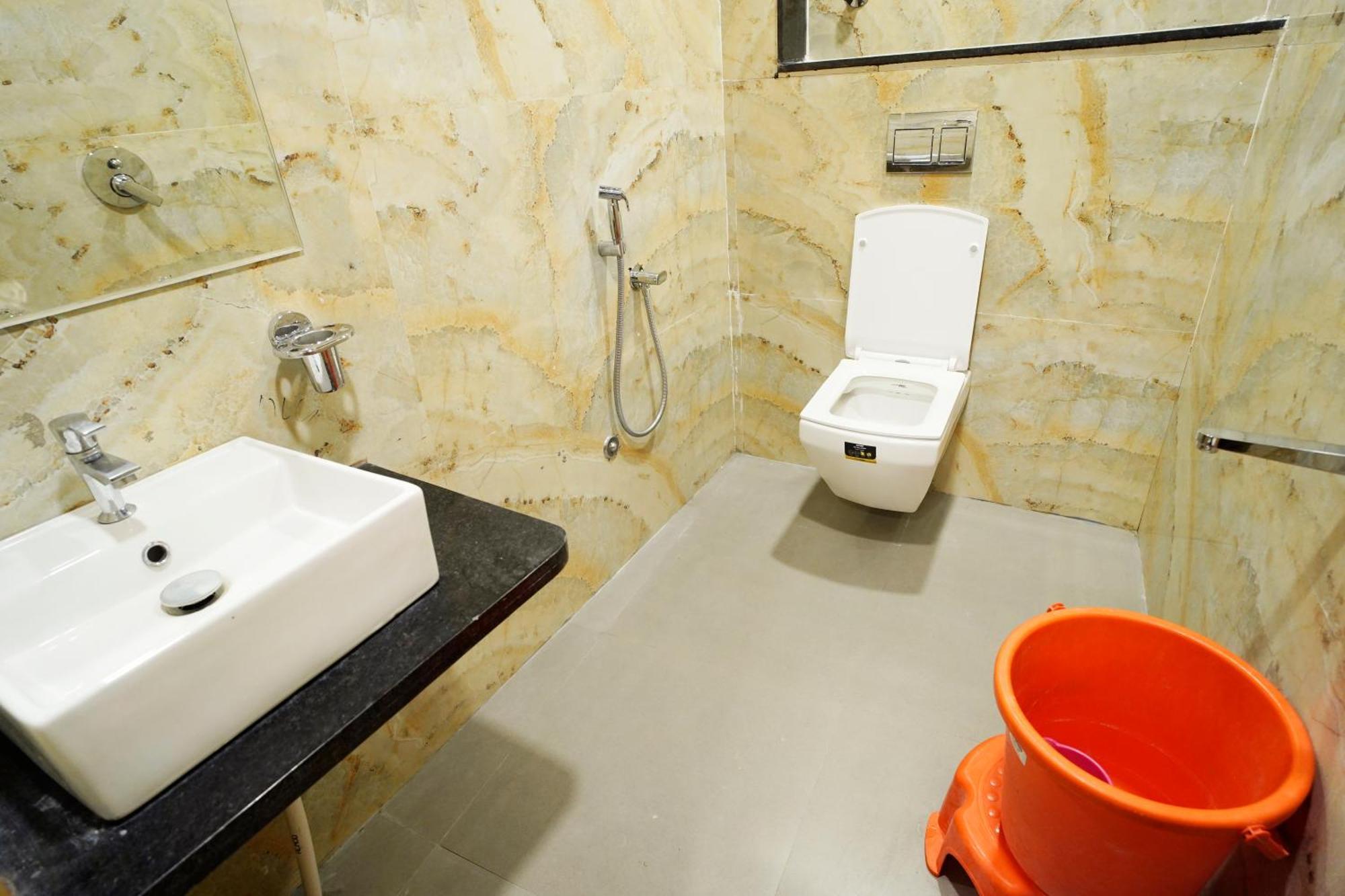 Hotel New Sundaram 150 Mtrs From Dargah Ádzsmir Kültér fotó